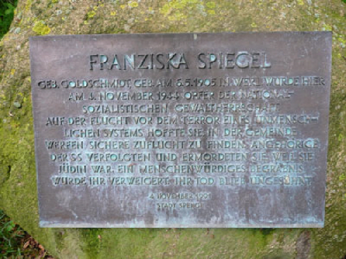 Franziska-Spiegel-16